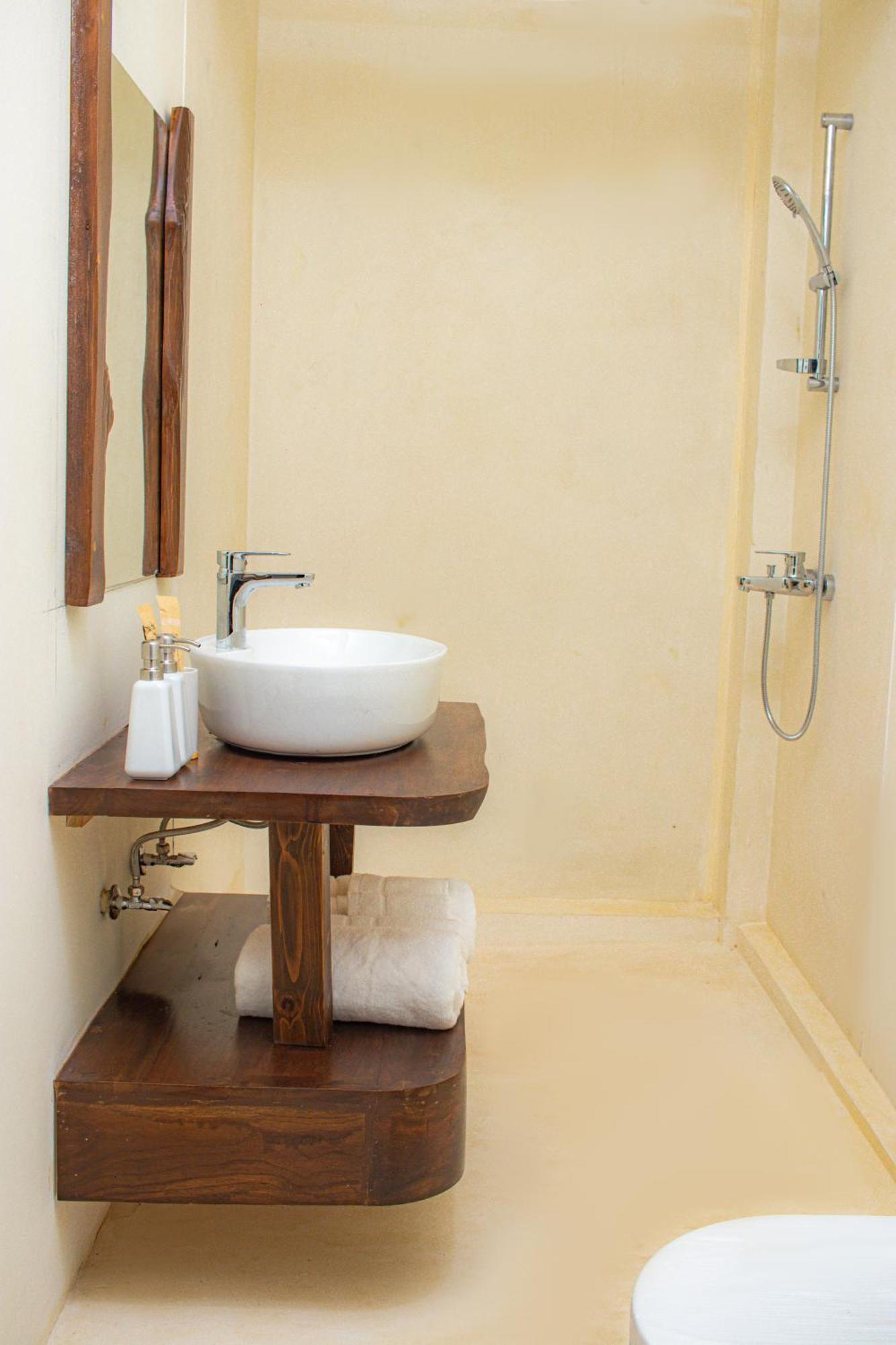 Spicepeek Boutique Hotel Cmb Airport 卡图纳耶克 外观 照片