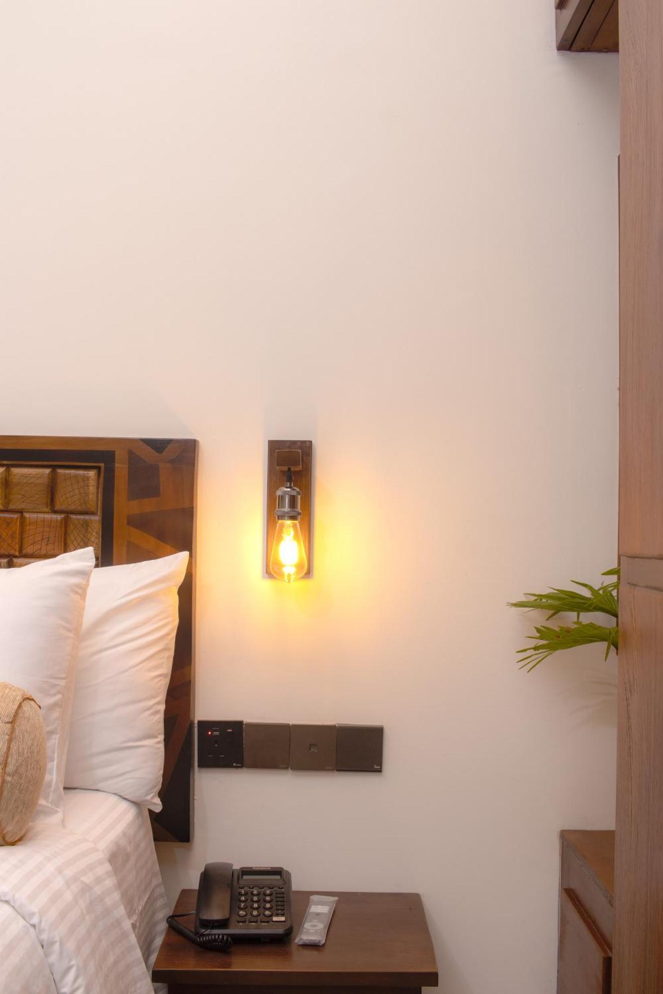 Spicepeek Boutique Hotel Cmb Airport 卡图纳耶克 外观 照片
